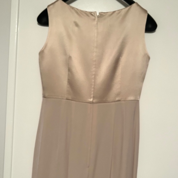 Ladies elegant evening long dress. - Picture 4 of 7